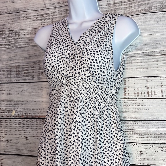 White & Navy Blue Knee Length V-neck Dress | Size Medium - Picture 2 of 10